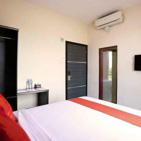 Hotel Blitz Batam Exterior foto