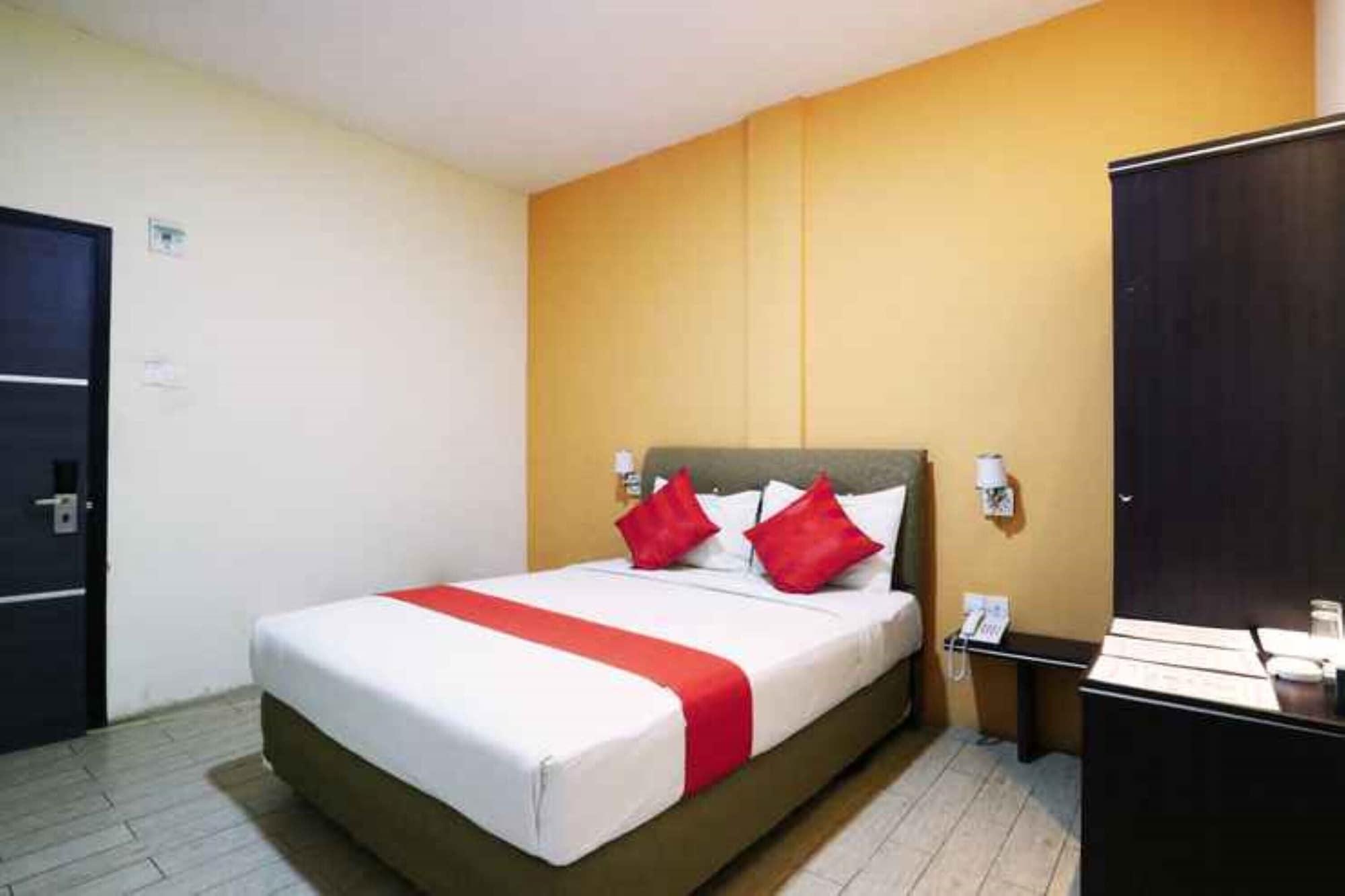Hotel Blitz Batam Exterior foto