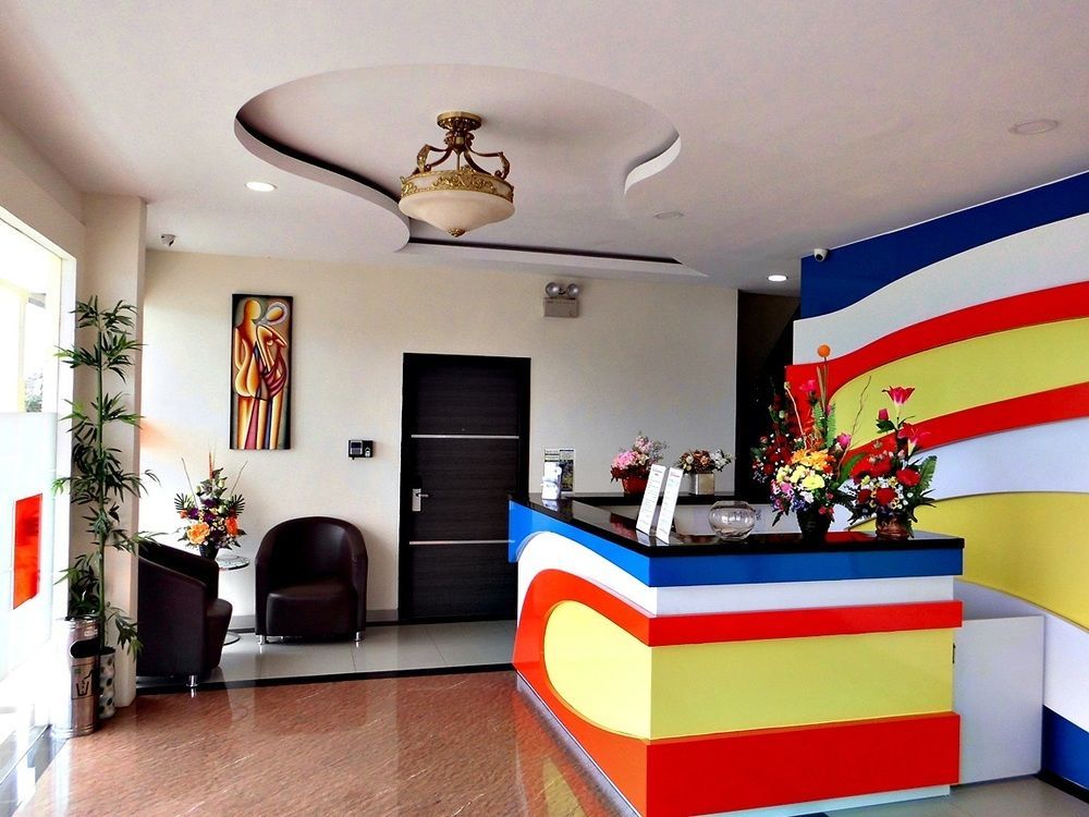 Hotel Blitz Batam Exterior foto